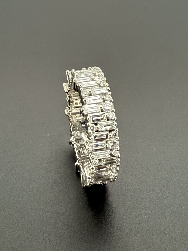 Finished diamond eternity band produced by Bangkok Bespoke Jewelry